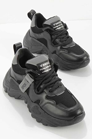 Bambi Siyah  Kadın Sneaker K01969021109