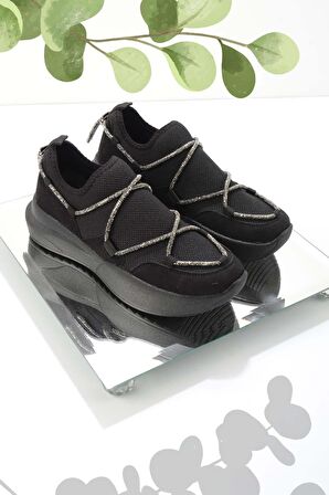 Bambi Siyah Süet  Kadın Sneaker K01970030502