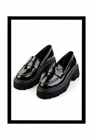 Siyah Rugan   Kadın Loafer Ayakkabı K01997028008