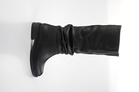 Siyah  Kadın Çizme K03021070109