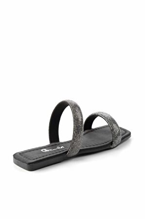 Bambi Siyah Saten  Kadın Terlik K04137000638