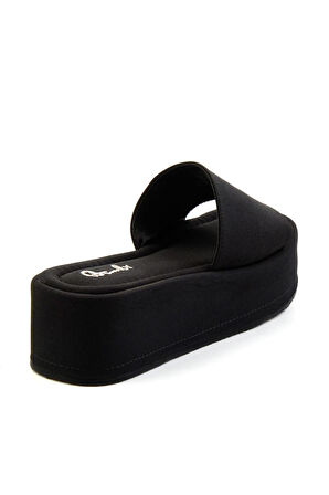 Siyah  Kadın Terlik K04156011704