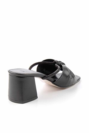 Bambi Siyah  Kadın Terlik K04233000209