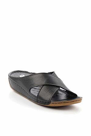 Siyah Hakiki Deri Kadın Terlik K04278333303