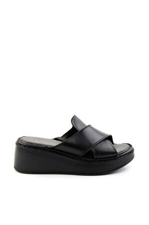 Siyah Leather Kadın Terlik K04331126303