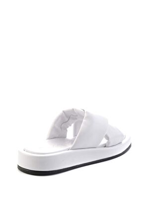 Bambi Beyaz  Kadın Terlik K04503401109