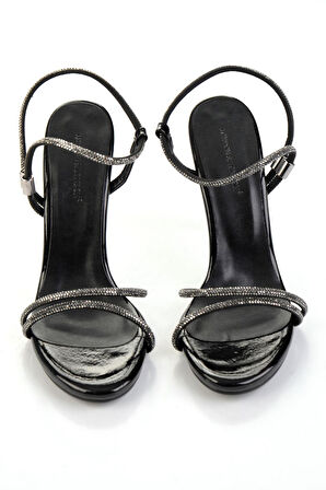 Siyah  Kadın Terlik K04527030008