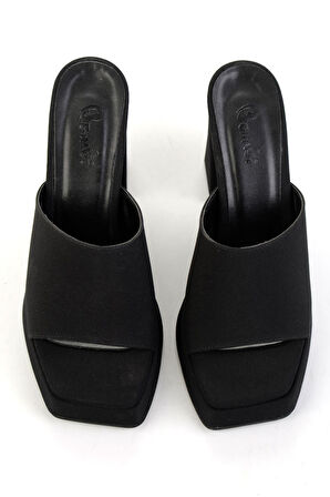 Mat Siyah  Kadın Terlik K04527030238