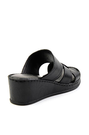 Siyah Hakiki Deri Kadın Terlik K04552002103