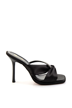 Siyah  Kadın Terlik K04726555538