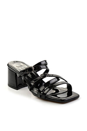 Siyah  Kadın Terlik K04869012508