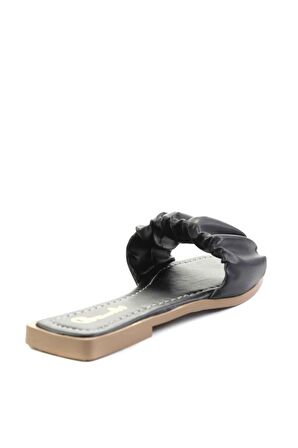 Bambi Siyah  Kadın Terlik K04875080209