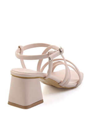 Bej  Kadın Sandalet K05124002709