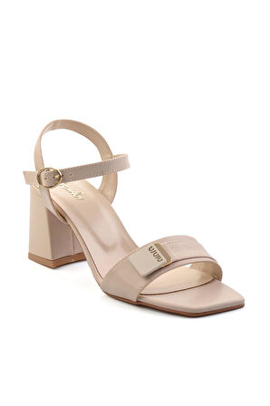 Bej  Kadın Sandalet K05233001809