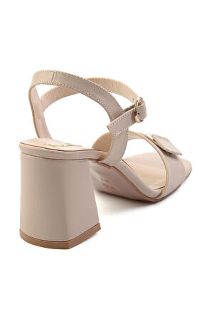 Bej  Kadın Sandalet K05233001809