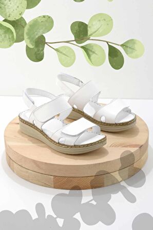 Beyaz Hakiki Deri Kadın Sandalet K05281202703