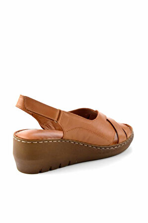 Taba Leather Kadın Sandalet K05296100403