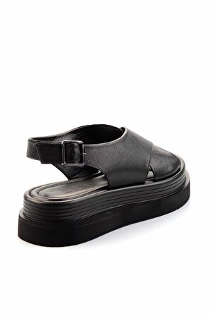 Siyah Hakiki Deri Kadın Sandalet K05359031803