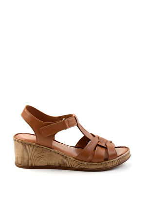 Taba Leather Kadın Sandalet K05552000503