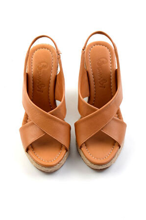 Taba Leather Kadın Sandalet K05628120903