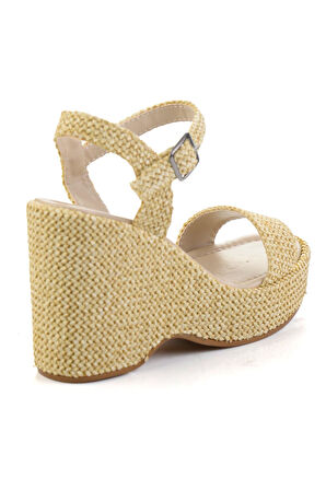 Bej  Kadın Dolgu Topuklu Ayakkabı K05688950228