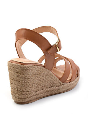 Taba Leather Kadın Sandalet K05718071303