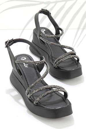 Bambi Siyah  Kadın Sandalet K05823070709