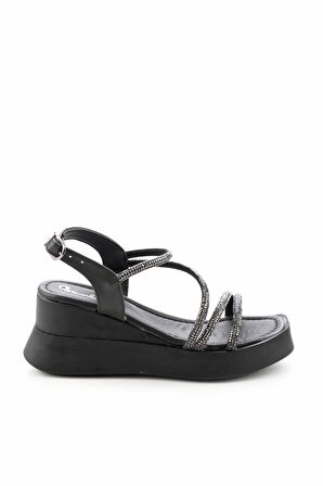 Bambi Siyah  Kadın Sandalet K05823070709