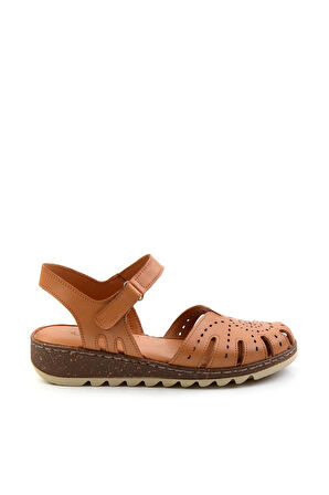 Taba Leather Kadın Sandalet K05907120403