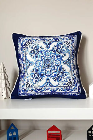 Mavi Çini Desen Tasarımlı Fitilli Kırlent Kılıfı - 43x43cm