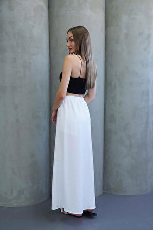 Beyaz Yırtmaçlı Uzun Şort Etek