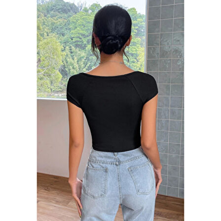 MARSiLYAN- Kadın Siyah Kare Yaka Yarım Kol Göğüs Dekolteli Crop Top Bluz