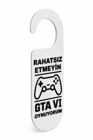 Rahatsız Etmeyin GTA VI 6 Oynuyorum Yazılı Kapı Kolu Askısı - Oyuncu Odası Dekoratif Kapı Süsü - Gaming Kapı İkaz Levhası | 3D Baskı Özel Gamer Hediyesi