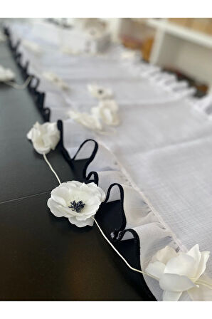 Shine White Keten Heryeri Fırfırlı Nakış Detaylı Dikdörtgen Runner 50CMX150CM