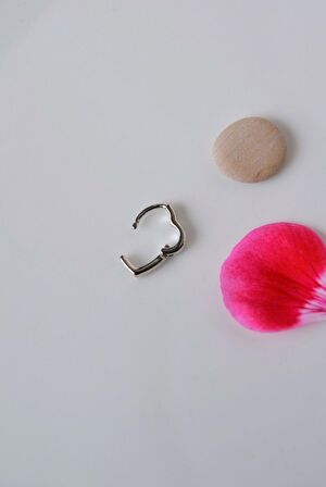 Gümüş Renkli Kalp Piercing Tragus Helix Kıkırdak Küpesi