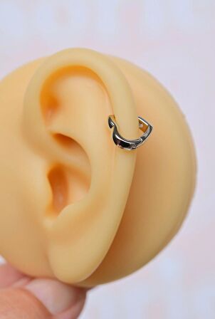 Gümüş Renkli Kalp Piercing Tragus Helix Kıkırdak Küpesi