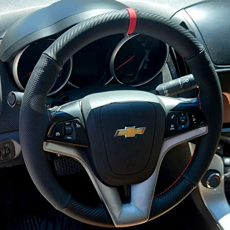 DİKİŞLİ DİREKSİYON KILIFI KARBON DERİ NOKTALI DERİ KIRMIZI YÜZÜK / DİKİŞLİ CHEVROLET CRUZE