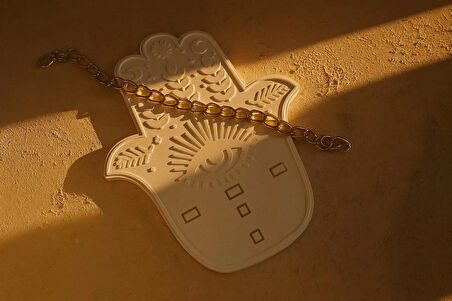  El Yapımı Hamsa El Figürü – 20x15 cm Dekoratif Beton Tabak / Takı ve Aksesuar Düzenleyici