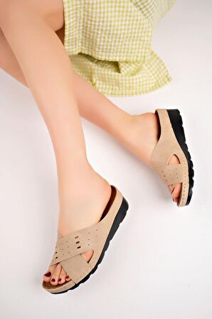 Dolgu Topuk Çapraz Bant Krem Terlik