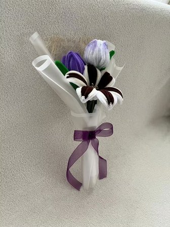 Crystal Coza El Yapımı Kahverengi Beyaz Solmaz Şönil Çiçek Buketi - Anneler Günü Hediyesi & Özel Günler İçin Mini Aranjman