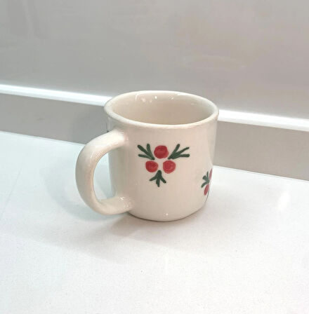 El Yapımı Seramik Kupa - Kokina Tasarımlı Kırmızı Noktalı Seramik Mug Kupa