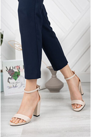 Kocamanlar 5231 İnce Platfotm  Tek Bant Kadın Topuklu Ayakkabı