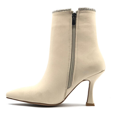 Feles Saten Şerit Taşlı Topuklu Kadın Bot