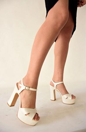 Feles Çapraz 13 cm Yüksek Platform Topuklu Kadın Abiye Ayakkabı