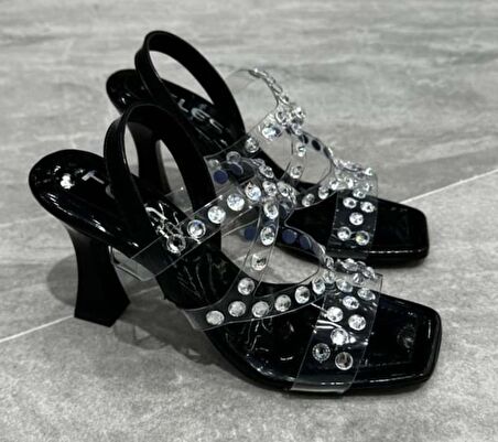 Feles Çapraz Şeffaf Taş Detaylı Topuklu Kadın Abiye Ayakkabı