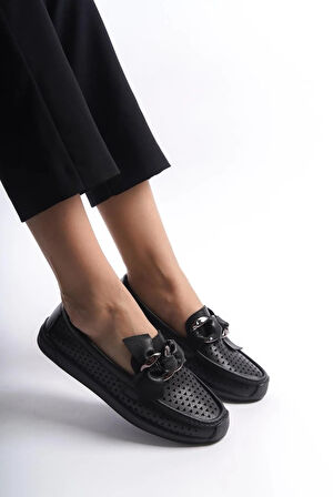 Feles Delikli Loafer Kadın Babet