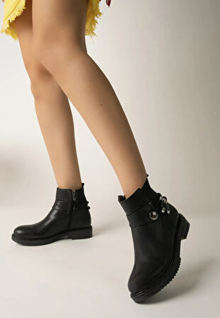 Mehtap Taş Dekolteli Kadın Bot