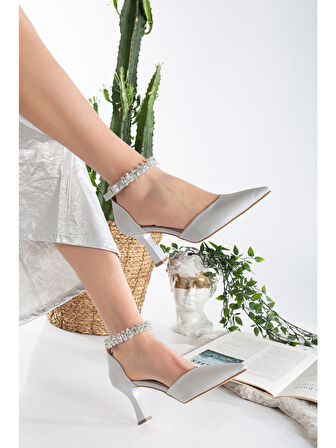 Seribo Bilek Taş Detaylı Arkası Açık Stiletto Kadın Topuklu Ayakkabı