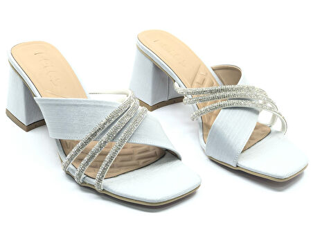 Feles Saten Şerit Desenli Topuklu Kadın Terlik