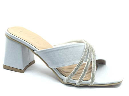 Feles Saten Şerit Desenli Topuklu Kadın Terlik